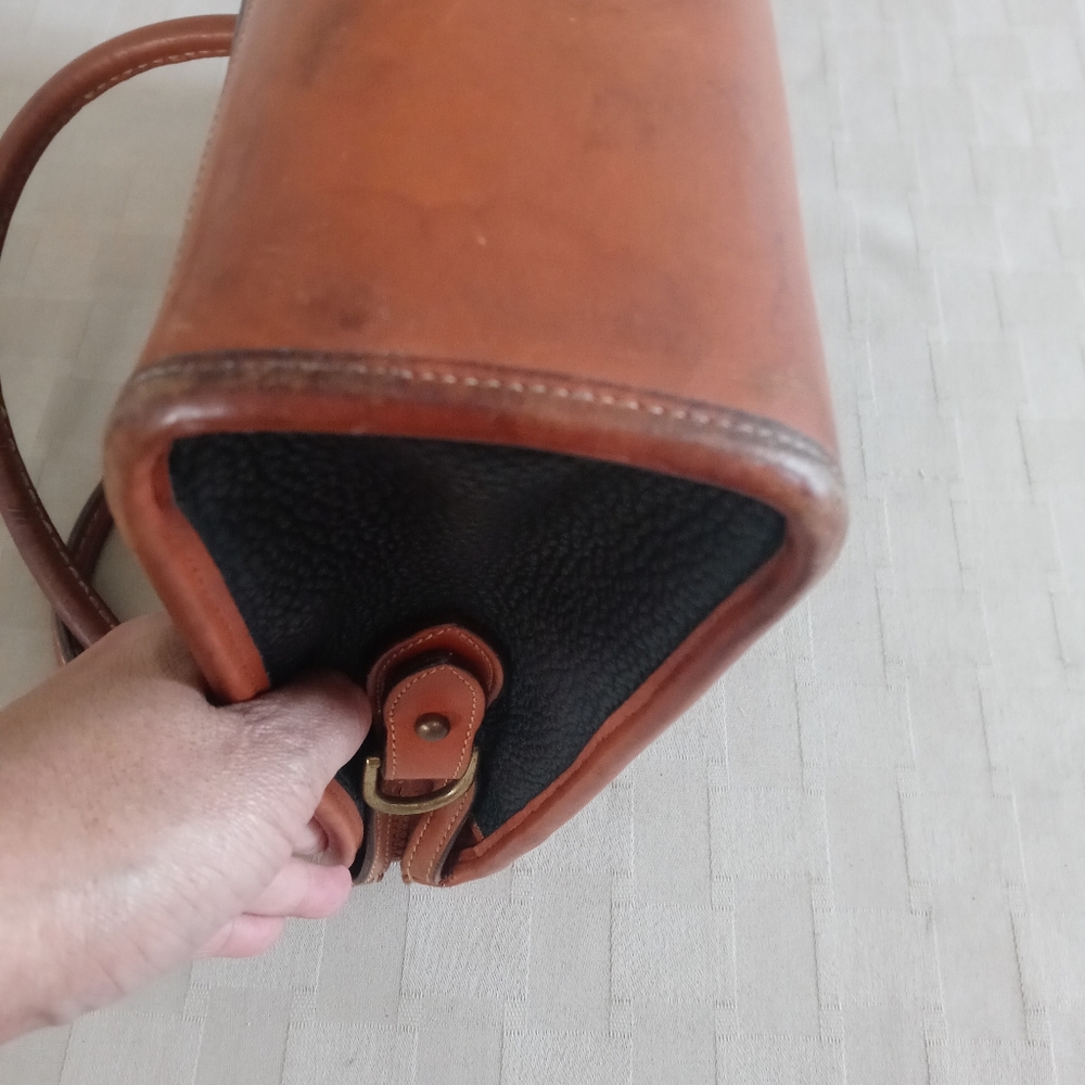 Dooney & Bourke Vintage Leather Navy/Brown Satchel - Picture 5 of 16
